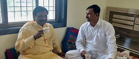आमदार नारायण कुचे-अंबादास दानवे यांच्यात 'चाय पे चर्चा'