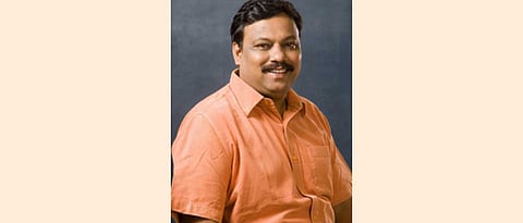 तावडे, तुमचा मंत्री म्हणून उपयोग काय ?