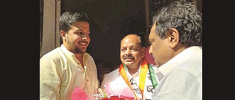 Badlapur Shivsena Activist Prabhakar Patil Enters NCP