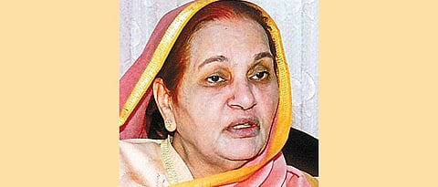 action on Jarandeshwar Dr. Shalinitai Patil says: God's staff has no sound ....