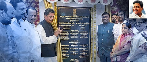 सुधीरभाऊ, आबांवर आज स्तुतिसुमने उधळणारे त्यांना पाण्यात पाहत होतेच ना !