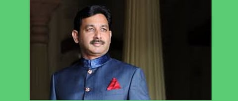 छत्रपती संभाजी राजे म्हणाले, "पेट्रोल दरवाढ आपल्या हातात नसते''