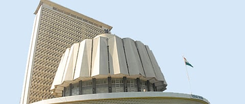 आणि जिल्हा बॅंका व कृषी संस्थांच्या संचालकांना मिळाले जीवदान ...