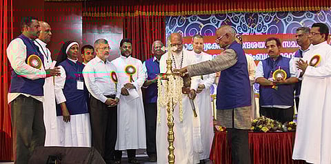 കെസിബിസി പ്രൊലൈഫ് സമിതിയുടെ കാരുണ്യ സന്ദേശയാത്ര സമാപനം