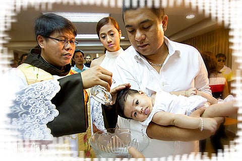 മാമ്മോദീസായിൽ തലതൊടുന്നവർ