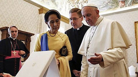 റോഹിന്ഗ്യന് അഭയാര്ത്ഥികളുടെ പ്രശ്നം അനുഭാവപൂര്വം കാണുമെന്നു വത്തിക്കാന്