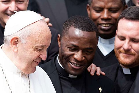 വിവാദങ്ങള് മൂലമുള്ള വേദന മനസ്സിലാക്കുന്നുവെന്നു വൈദികരോടു മാര്പാപ്പ