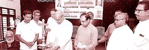 ചാവറയച്ചന് നവോത്ഥാന നായകന് – മാര് തോമസ് ചക്യത്ത്