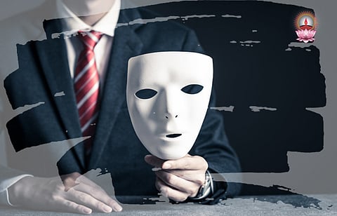 വിഷം തുപ്പുന്നവരും ശക്തി പുറപ്പെടുവിക്കുന്നവരും