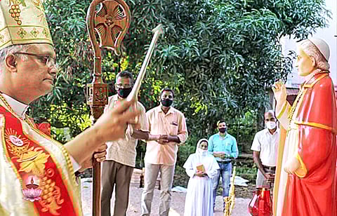 തിരുസ്വരൂപം പ്രധിഷ്ഠിച്ചു