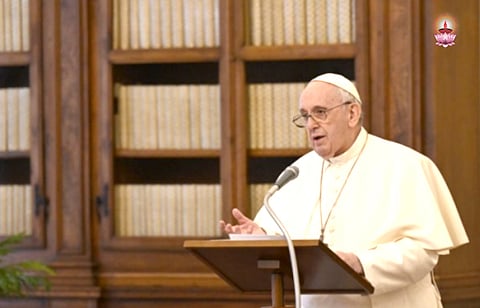 വ്യാജവാര്ത്തകളെ തുറന്നു കാണിച്ചു സത്യത്തിനു സാക്ഷ്യം വഹിക്കുക