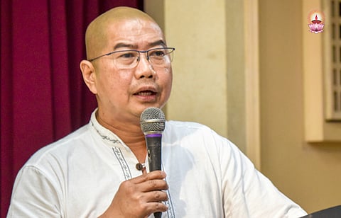 ഫിലിപ്പൈന്സില് വൈദികനെതിരായ രാജ്യദ്രോഹക്കുറ്റം വിചാരണയ്ക്ക്