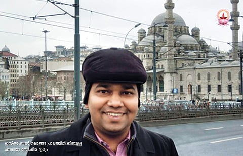 ആപ്പിള് തേടിയൊരു കപ്പല് യാത്ര