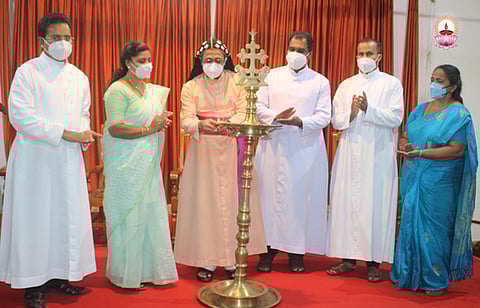 ക്ഷേമ പ്രവര്ത്തനങ്ങളിലൂടെ ആളുകളുടെ ജീവിതക്രമത്തില് മാറ്റം വരുത്തുവാന് സന്നദ്ധപ്രവര്ത്തകര്ക്ക് കഴിയണം: ഗീവര്ഗ്ഗീസ് മാര് അപ്രേം