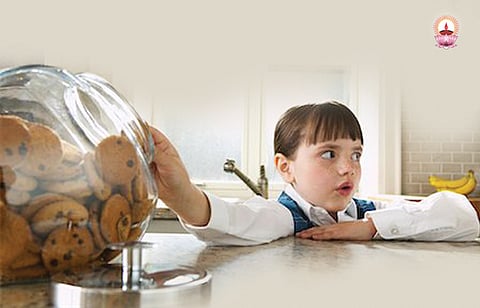 കട്ടെടുക്കുന്ന കുട്ടികളെ അവഗണിക്കരുത്