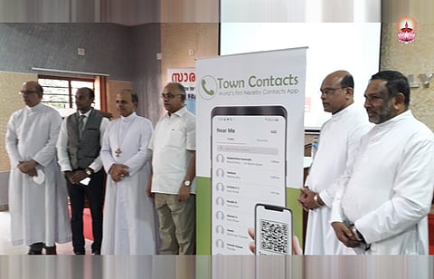 ഓട്ടോ യാത്രയ്ക്ക് ”ആപ്പ്” അവതരിപ്പിച്ച് സാരഥി