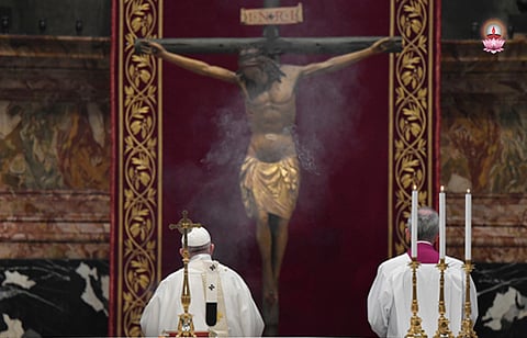 വത്തിക്കാനിലെ കുരിശിന്റെ വഴി: വിചിന്തനങ്ങളെഴുതുന്നതു കുട്ടികള്