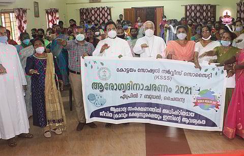 ആരോഗ്യമുള്ള സമൂഹം നാടിന്റെ വളര്ച്ചയുടെ അടിസ്ഥാനം – മാര് മാത്യു മൂലക്കാട്ട്