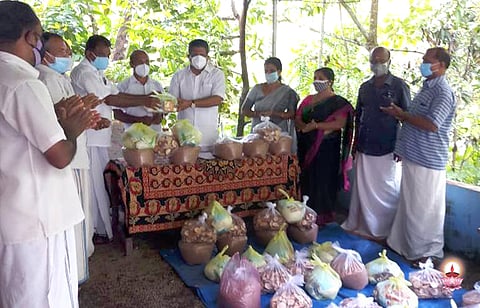 കോവിഡ് പ്രതിരോധം-കരുതലൊരുക്കി കെ.എസ്.എസ്.എസ് കര്ഷക കൂട്ടായ്മ
