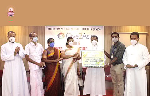 ആരോഗ്യപ്രവര്ത്തകര് സാമൂഹ്യ പ്രതിബദ്ധതയുടെ മാലഖമാര് – മാര് ജോസഫ് പണ്ടാരശ്ശേരില്