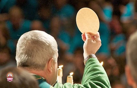 വിശുദ്ധ കുര്ബാനയിലെ പങ്കാളിത്തം വര്ദ്ധിപ്പിക്കാന് യു എസ് സഭ പ്രത്യേക പരിപാടികളിലേയ്ക്ക്