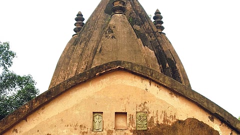 দৌল সংৰক্ষণঃ কীৰ্তিচিহ্ন সংৰক্ষণ সংস্থাই শিৱসাগৰ ডিচিলৈ স্মাৰকপত্ৰ দাখিল কৰে