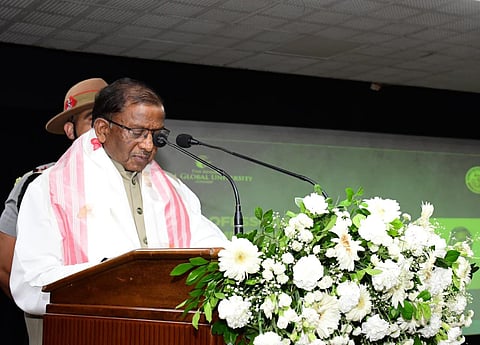 ভাৰতৰ পৰিৱৰ্তনশীল যাত্ৰাৰ পৰা বিশ্বই বহু কথা শিকিবলগীয়া আছে- অধ্যাপক ড০ চি ৰাজ কুমাৰ