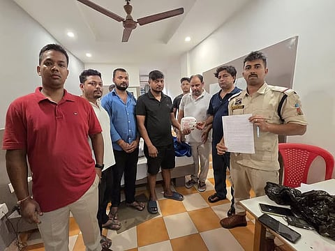 আৰক্ষীয়ে সন্দেহযুক্ত আফিংসহ বিহাৰ আৰু উত্তৰাখণ্ডৰ তিনিজন লোকক আটক কৰিছে
