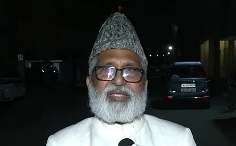 জনসাধাৰণৰ সুবিধা আৰু ইছলামিক নীতিৰ কথা উল্লেখ কৰি ৰাজপথত নামাজ নিষিদ্ধ কৰাৰ বিষয়ত যোগী আদিত্যনাথৰ মন্তব্যক সমৰ্থন জনায় মুফতি চামুন কাছমিয়ে