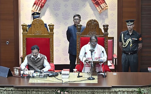 অসম বিধানসভাত মূল্যবৃদ্ধি আৰু ৰাজ্যপালৰ ভাষণক লৈ পৃথক পৃথকভাৱে সদন ত্যাগ কৰে কংগ্ৰেছ আৰু ৰাইজৰ দলে