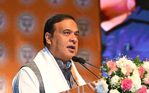 অসমৰ খিলঞ্জীয়া অধিকাৰ সুৰক্ষা আৰু ‘অস্বাভাৱিক জনসংখ্যাগত পৰিবর্তন’ ৰোধৰ বাবে কেন্দ্ৰৰ পদক্ষেপক সমৰ্থন মুখ্যমন্ত্ৰী হিমন্ত বিশ্ব শৰ্মাৰ