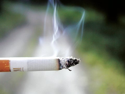 People who quit smoking before 40 likely to live same as non-smokers: Report