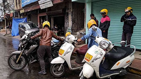 Shillong Embraces Green Mobility with 20 Two-Wheeler Taxi Permits
