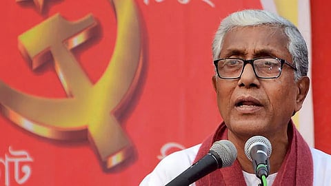 It's a battle between NDA and people of India: Manik Sarkar