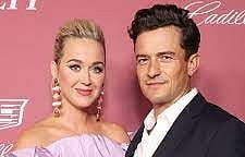 British actor Orlando Bloom pokes fun at fiancee Katy Perry’s malfunctioning attire