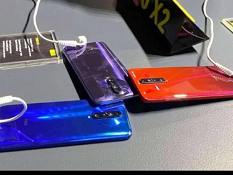 '3 in 4 feature phone users in India consider switching to smartphones': Study