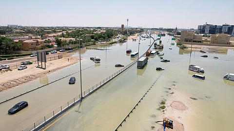 Heavy rains in United Arab Emirates (UAE) again; flights cancelled, schools and offices shut