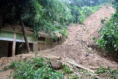 landslide in meghalaya