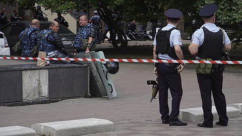 Russian security forces kill prisoners to rescue employers taken hostage