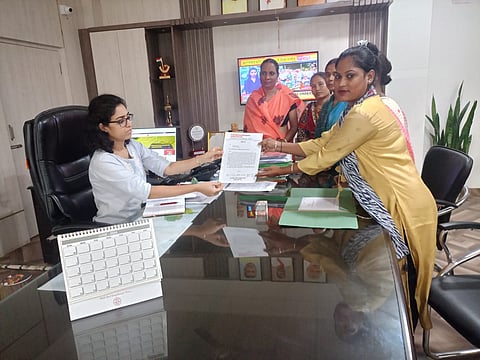 All India Mohila Sanskritik Sangathan submits memorandum to Lakhimpur District Commissioner