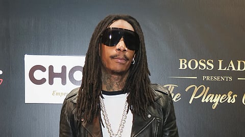 Rapper Wiz Khalifa apologizes after being arrested for illegal drug possession