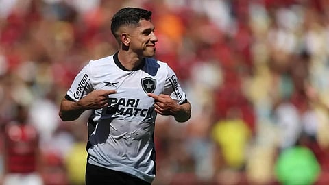 Botafogo beat Internacional to stay top of Brazil’s Serie A championship