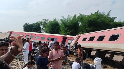 UP: Dibrugarh Express Derails in Gonda; 2 Dead, 25 Injured