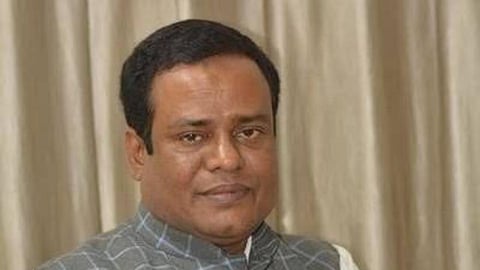 Sonai MLA Karimuddin Barbhuiyan Saju Leads Community Effort to Clear Drains and Repair Roads on Aizawl-Silchar Highway