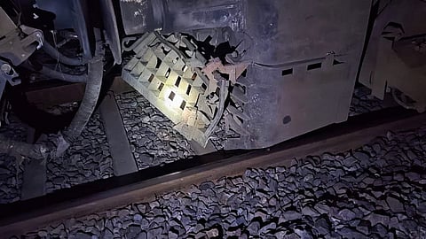 UP: Sabarmati Express Derails Near Kanpur After 20 Coaches Collide with Track Obstruction