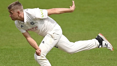 England's Olly Stone replaces injured Mark Wood for second Test against Sri Lanka