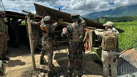 Manipur: Kuki Militants Deploy Long-Range Rockets In Bishnupur District; Cops Retaliate