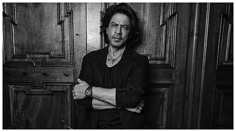 From ‘Steve Jobs’ to ‘50 Shades of Grey’, Bollywood superstar Shah Rukh Khan gives a peek into his library
