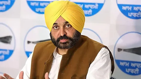 Punjab Chief Minister Bhagwant Mann ‘hospitalized’, Opposition questions his whereabouts