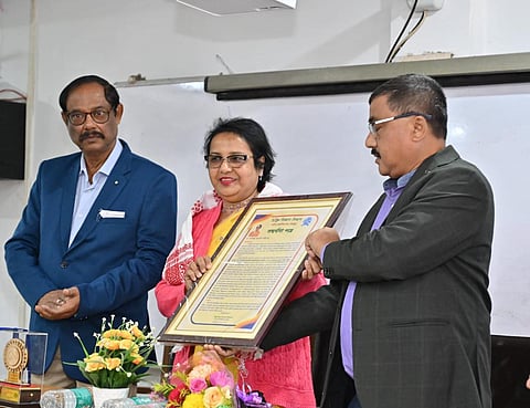 Assam: Professor Dr. Farista Yasmin of Nowgong College Receives National Honour for Lichenology Research
